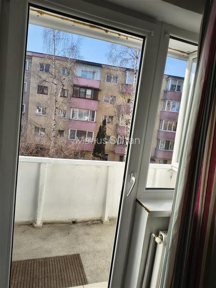 Apartament spre inchiriere, 400 euro in Centrul Civic, Brasov