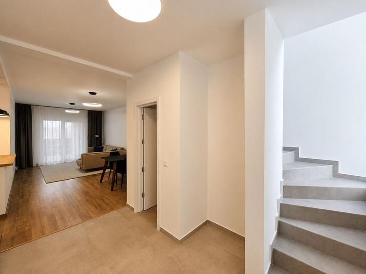Casă individuală cu 4 camere cu Teren 200 Mp în Cetate