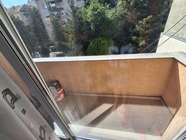 Apartament cu 2 camere semidecomandat în Păulești