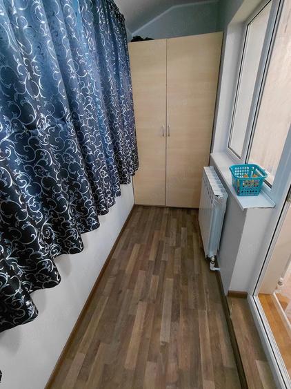 Apartament cu 3 camere decomandat în Siderurgiștilor