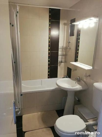 Garsonieră decomandată în Sala Palatului