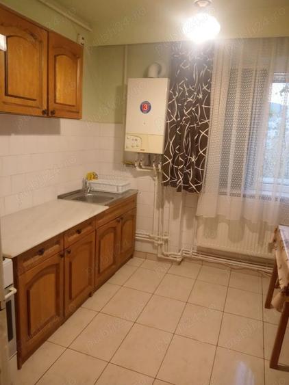 Apartament cu 2 camere semidecomandat în Gojdu