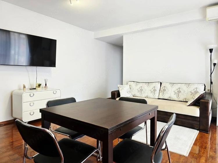 Apartament cu 3 camere semidecomandat în Ultracentral
