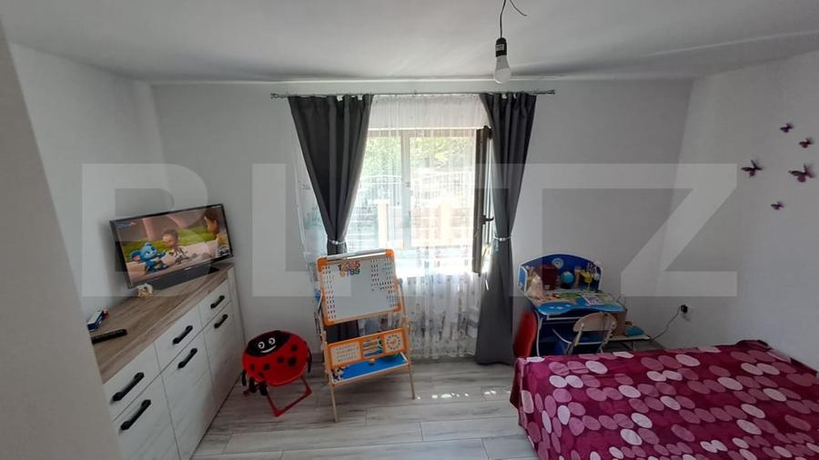 Duplex cu 5 camere cu Canalizare în Sânnicoară