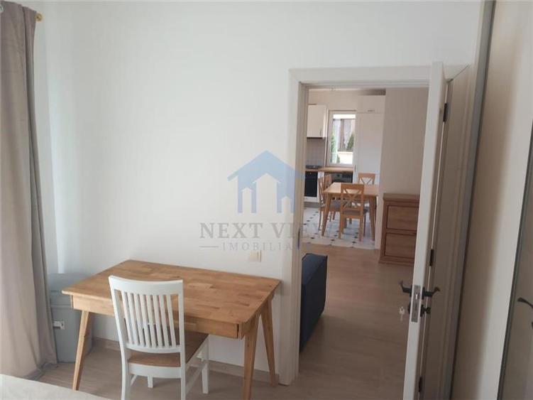 Apartament cu 2 camere decomandat în Zorilor