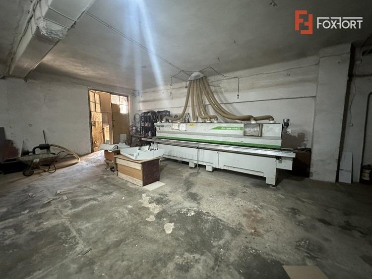 Spațiu industrial, de 1,500 mp, în Central