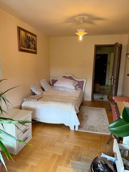 Apartament cu 4 camere, mobilat în Tomis I