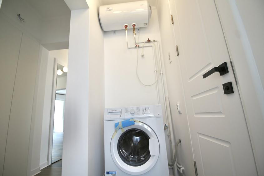 Apartament cu 3 camere decomandat în Teiul Doamnei