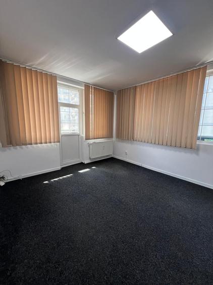 Inchiriere Birou 2 camere balcon Unirii - 3
