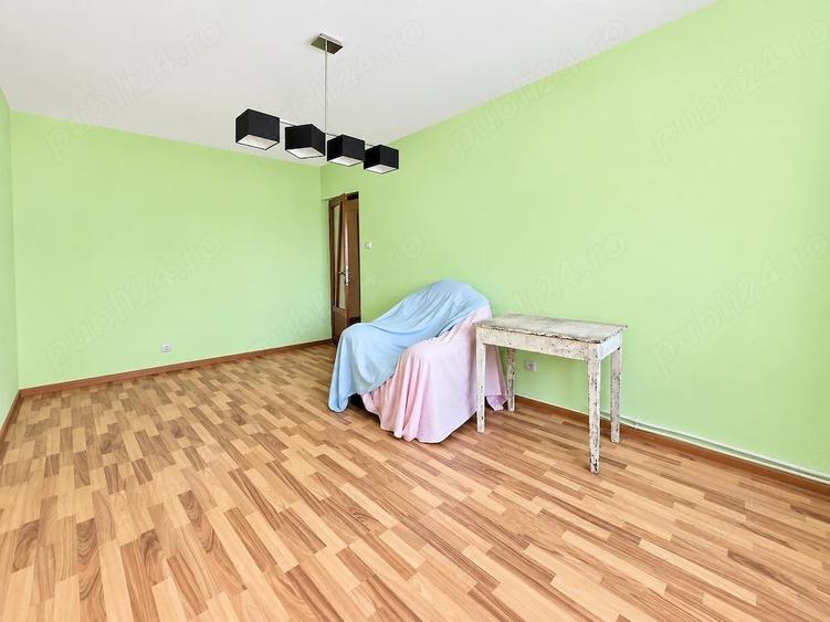 Apartament cu 3 camere decomandat în Central