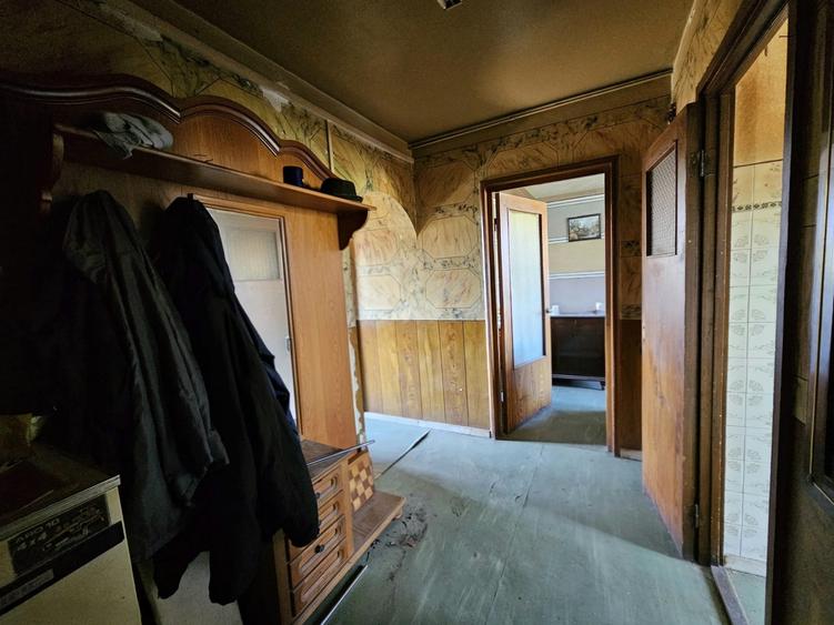 Apartament cu 3 camere în Lujerului