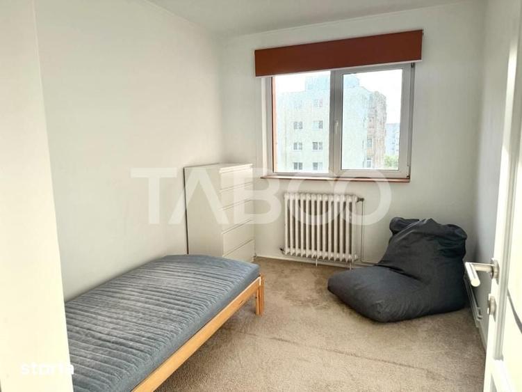 Apartament cu 3 camere decomandat de vanzare Manastur zona BIG - 1