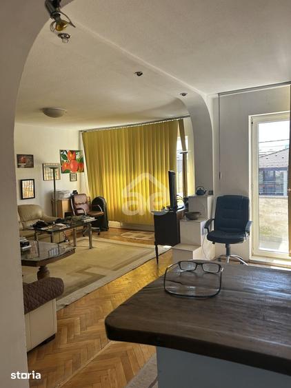 Casă cu 6 camere cu Teren 600 Mp în Gheorgheni