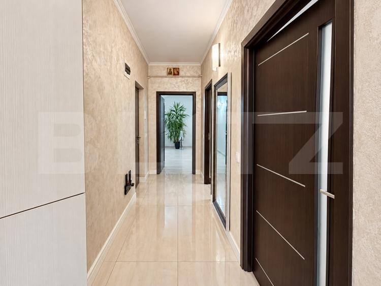 Apartament cu 3 camere decomandat, mobilat în Bucium