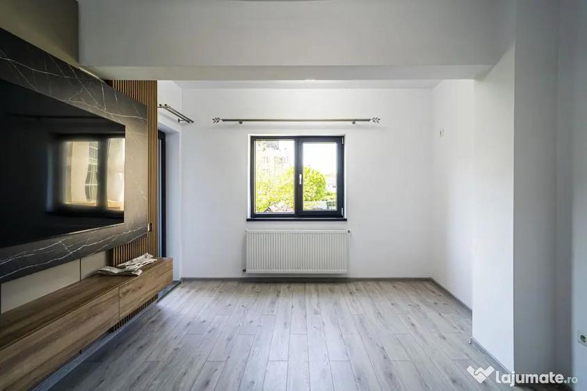 Apartament cu 2 camere decomandat în Păcii