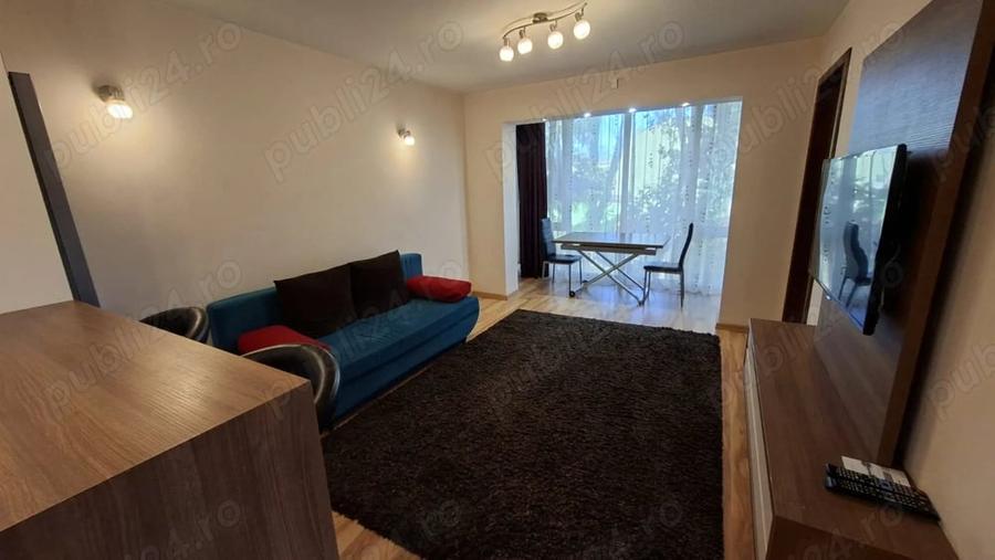 Apartament cu 3 camere semidecomandat în Budai