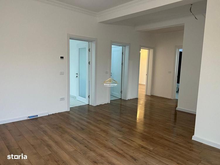 Casă cu 3 camere în Cornești