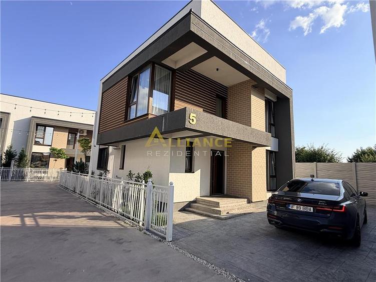 Casă individuală cu 5 camere cu Teren 250 Mp în Berceni