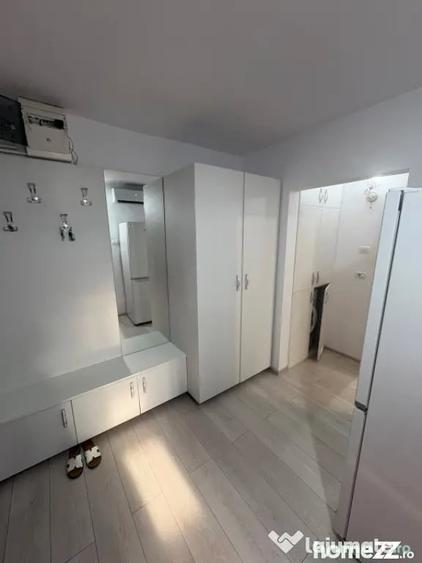 Apartament cu 2 camere decomandat în Rovine