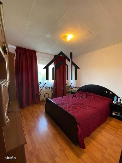 Apartament cu 3 camere decomandat în Rovine
