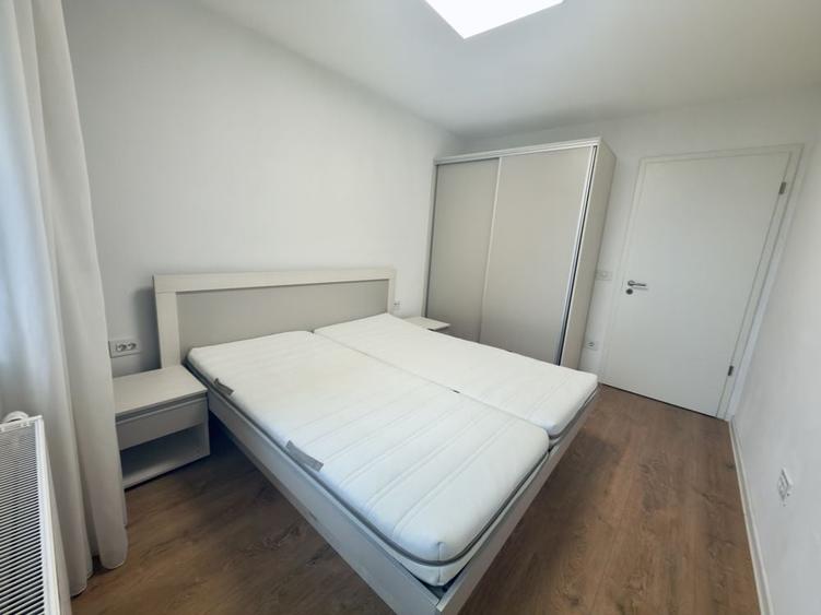 Apartament cu 2 camere semidecomandat în Tractorul