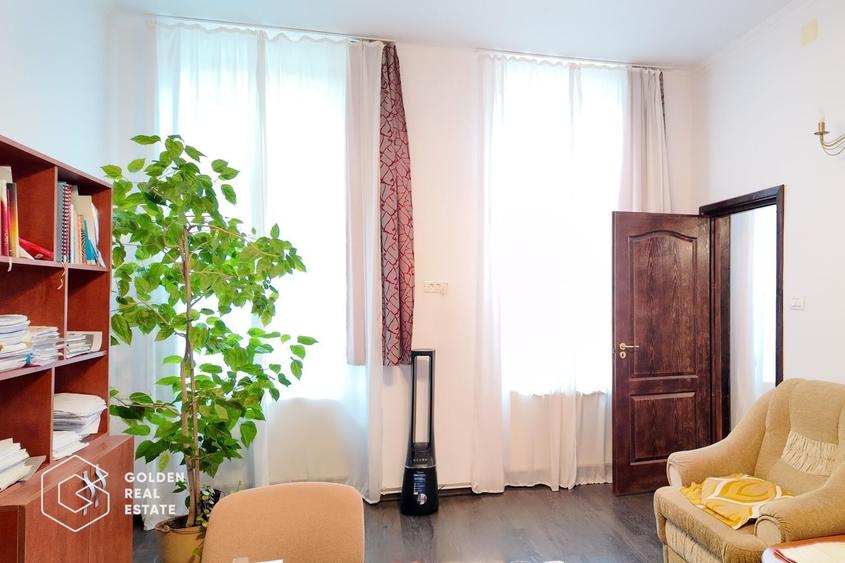 Apartament cu 2 camere semidecomandat, mobilat în Ultracentral