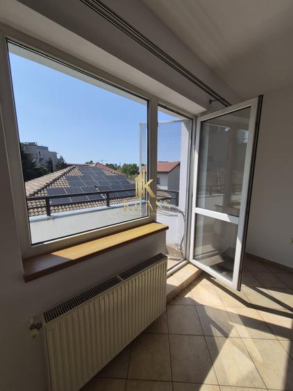 Apartament cu 4 camere decomandat în Herăstrău