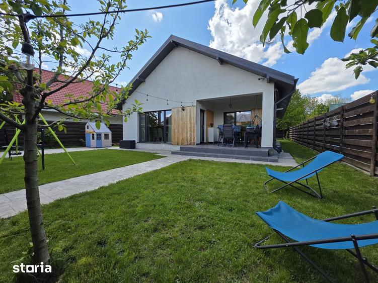 Casă cu 4 camere cu Teren 500 Mp în Crevedia