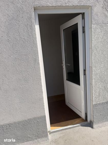 Spațiu comercial, de 216 mp, în Giulești
