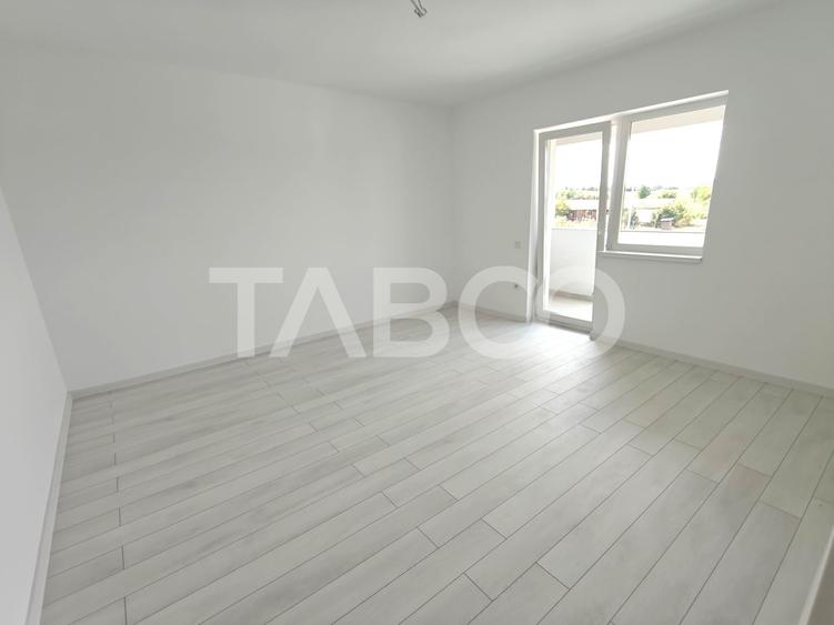 Apartament cu 2 camere decomandat în Periferie