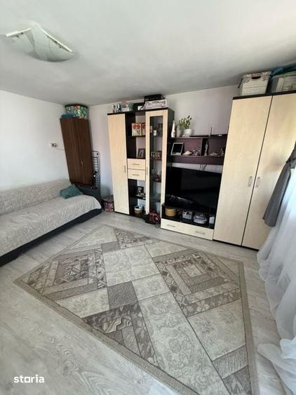 Apartament cu 2 camere decomandat în Bariera Vâlcii