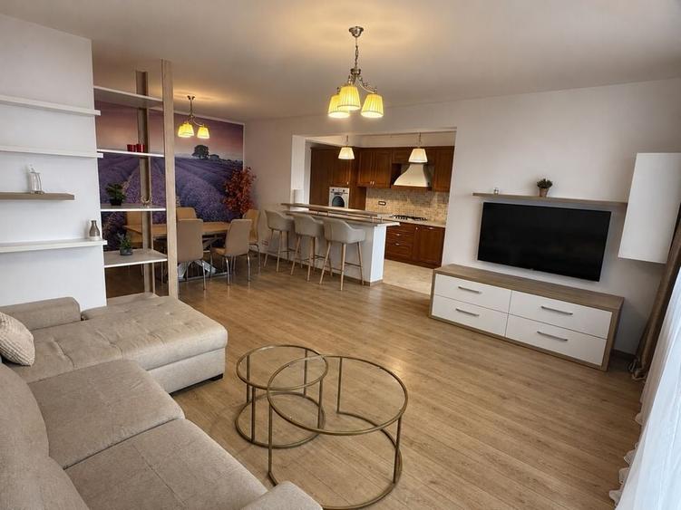 Apartament cu 2 camere semidecomandat în Central