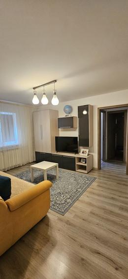 Apartament cu 2 camere semidecomandat în Central