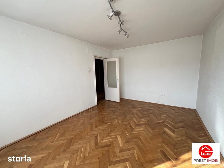 Apartament cu 4 camere în Central