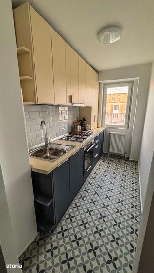 Apartament cu 2 camere în Viziru 3