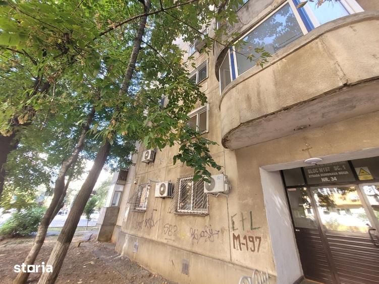 Apartament cu 3 camere decomandat în Rahova