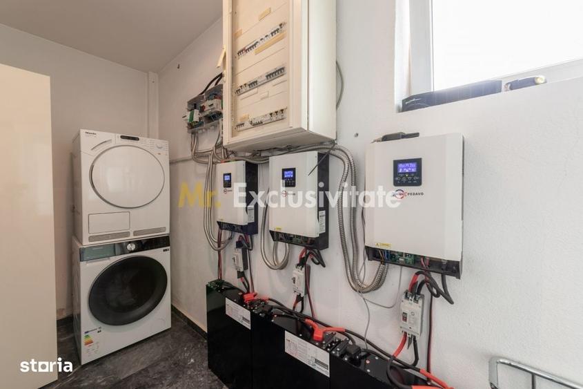 Casă cu 4 camere în Ștefănești