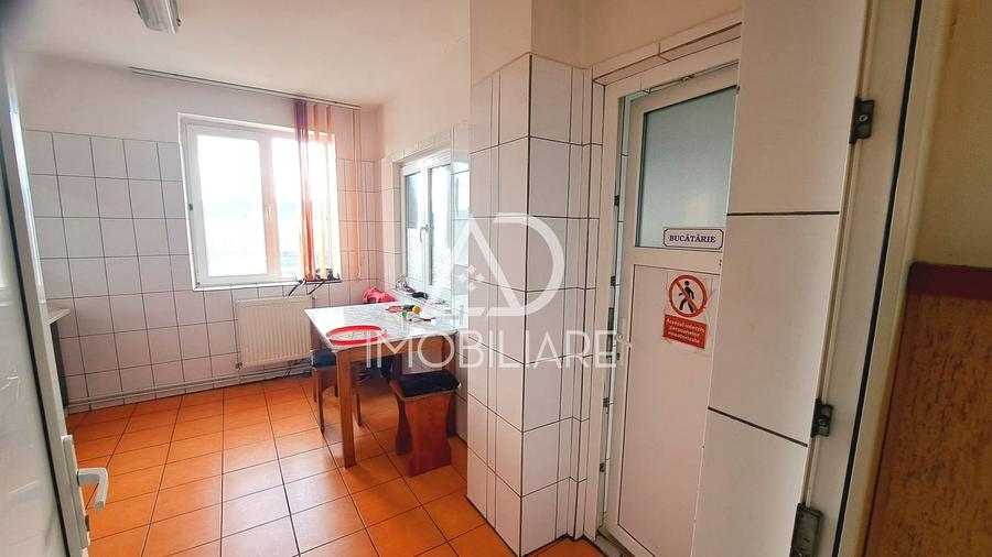 Spațiu comercial, de 221 mp, în Central