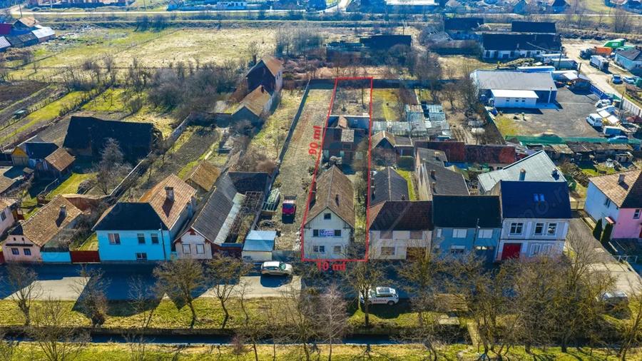 Casă cu 5 camere cu Teren 904 Mp în Sud