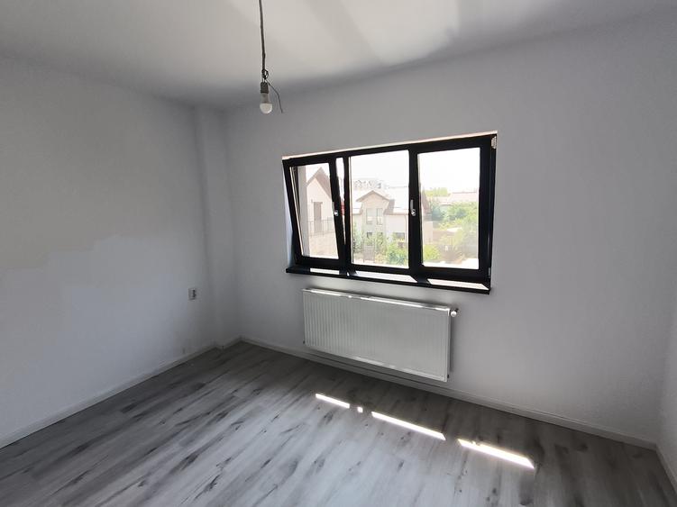 Apartament cu 2 camere decomandat în Vișan