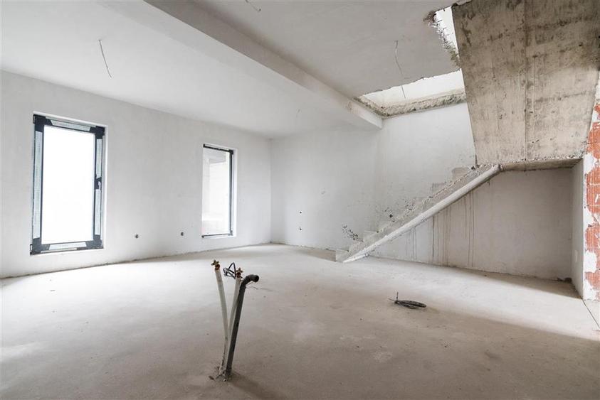 Apartament cu 3 camere decomandat în Dealuri Oradea