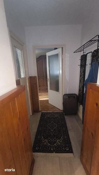Apartament cu 3 camere în Petros