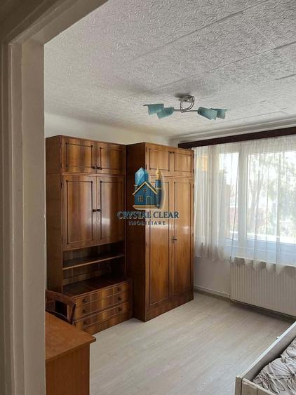 Apartament cu 2 camere nedecomandat în Aleea Carpați