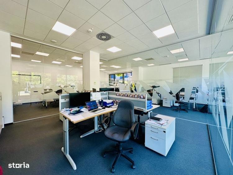 Spațiu comercial, de 220 mp, în Baciu