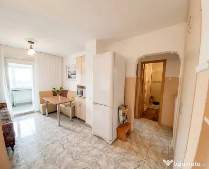 Apartament cu 2 camere decomandat în Gara