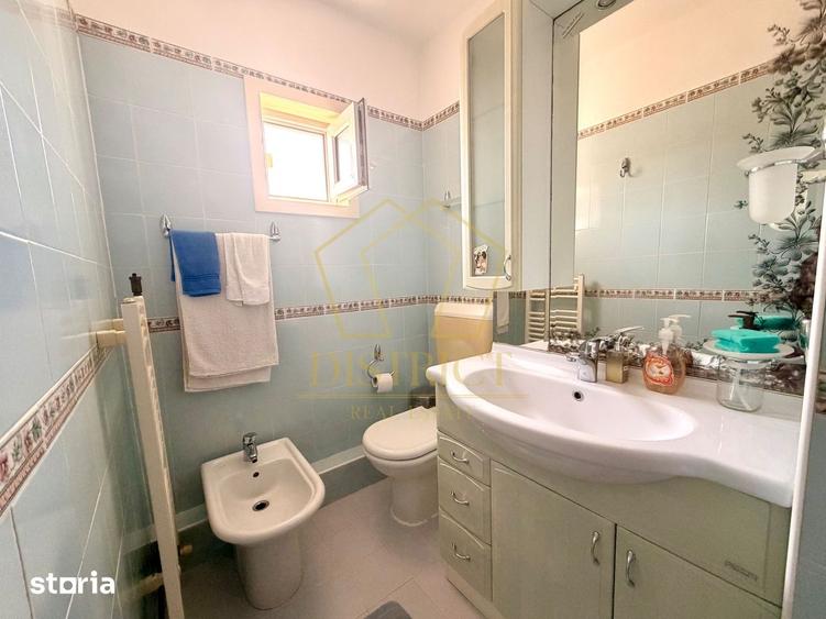 Apartament cu 3 camere semidecomandat, mobilat în Olimpia-Stadion