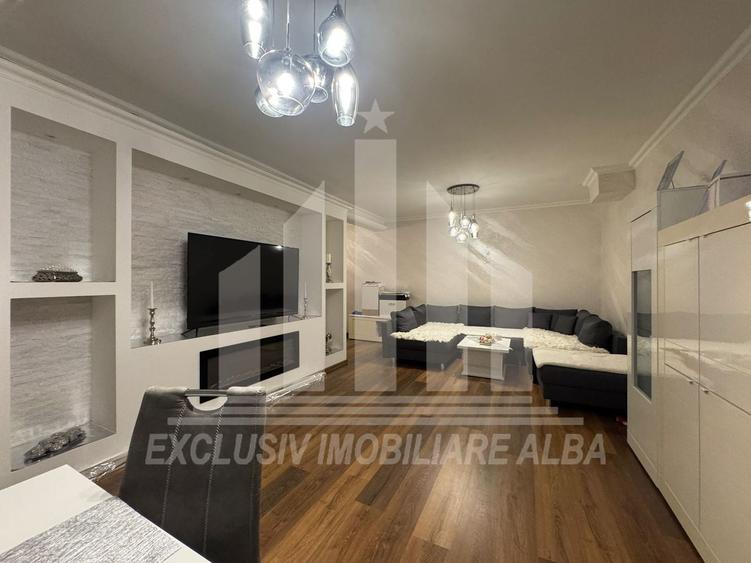 Apartament cu 3 camere semidecomandat, mobilat în Maier
