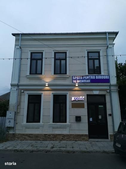 Spațiu comercial, de 258 mp, în Central