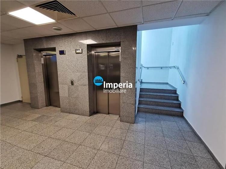 Birou, de 750 mp, în Tătărași
