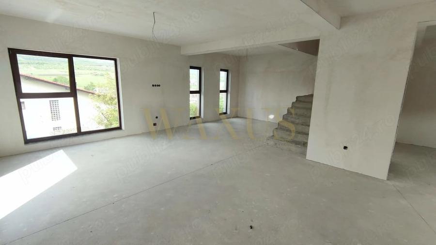 Duplex cu 4 camere cu Canalizare în Iris